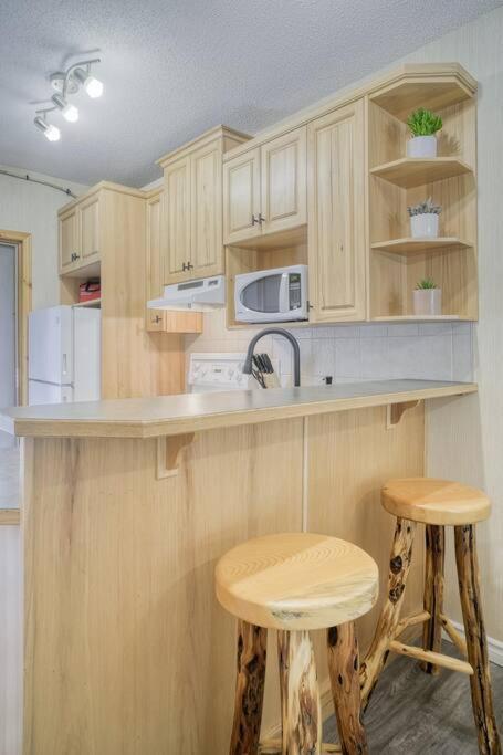 5 Mins To Banff - Cozy Townhome 2Br&2Bath - Banff Pass Included كانمور المظهر الخارجي الصورة