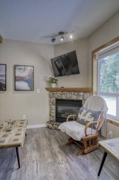 5 Mins To Banff - Cozy Townhome 2Br&2Bath - Banff Pass Included كانمور المظهر الخارجي الصورة