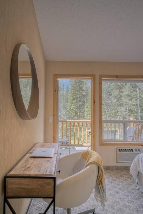 5 Mins To Banff - Cozy Townhome 2Br&2Bath - Banff Pass Included كانمور المظهر الخارجي الصورة